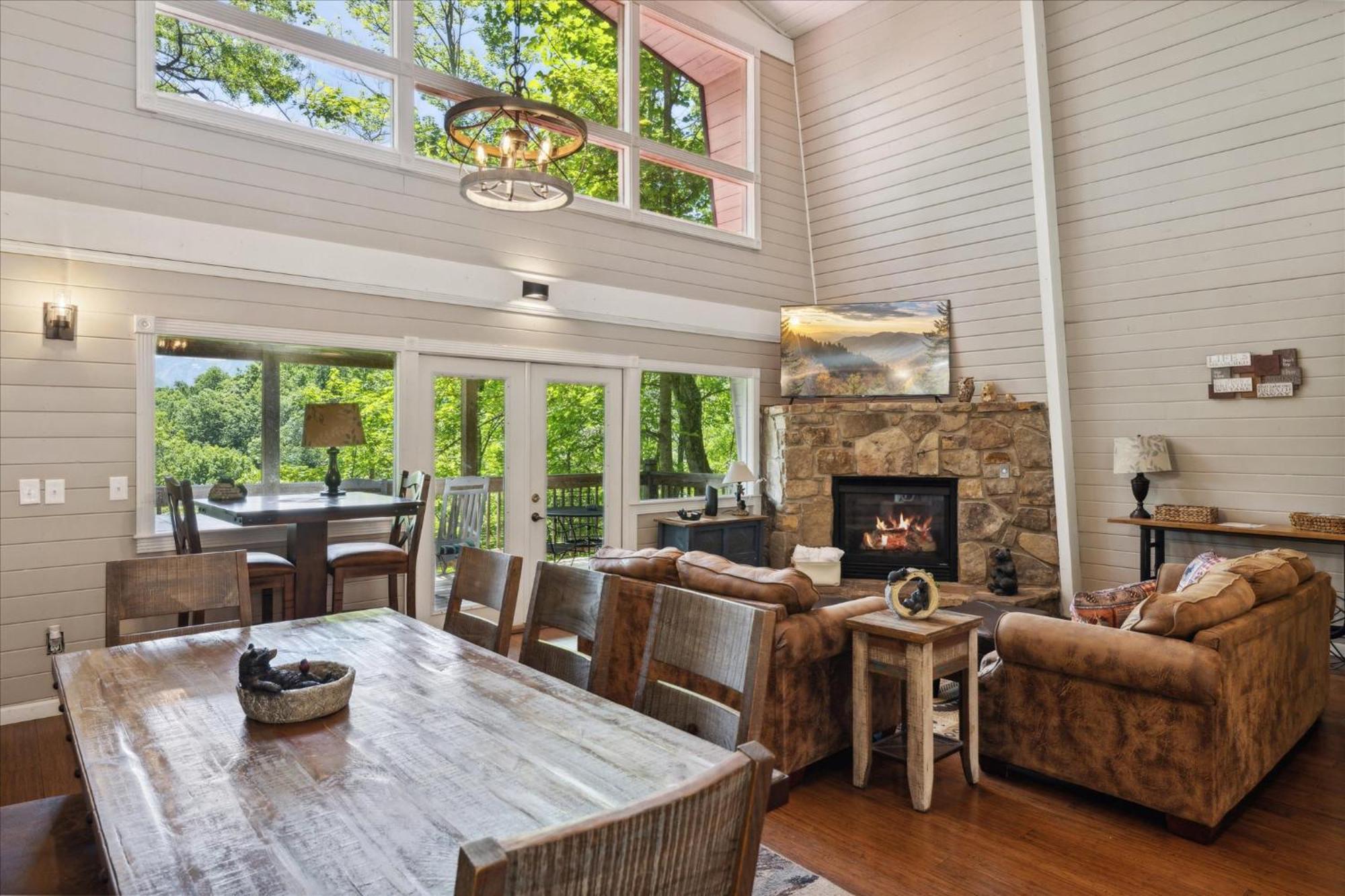 Southern Oak At Chalet Village - 5 Minutes From Gatlinburg And National Park Exterior photo