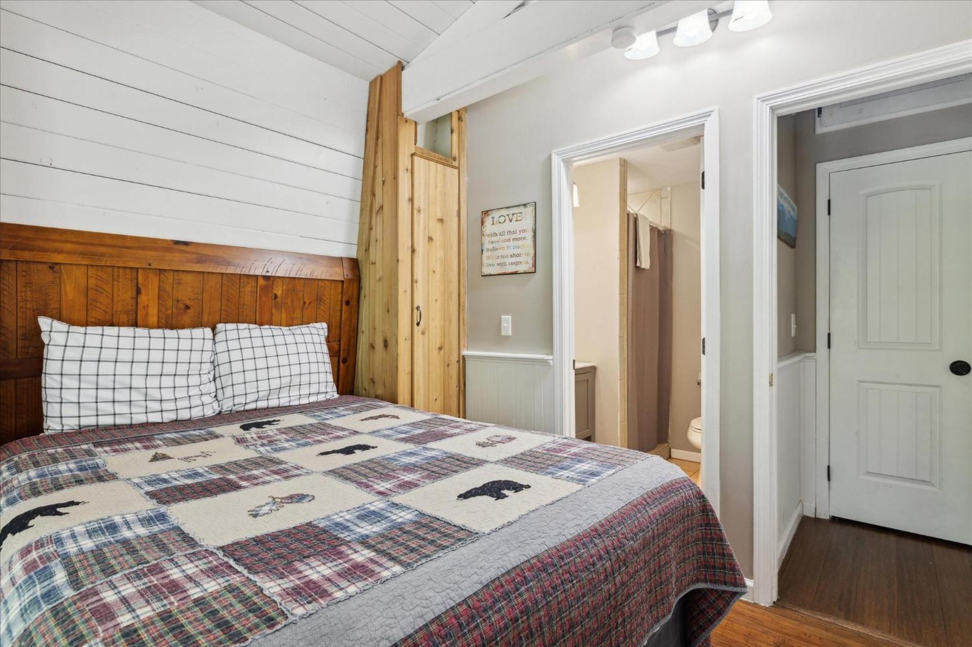 Southern Oak At Chalet Village - 5 Minutes From Gatlinburg And National Park Exterior photo