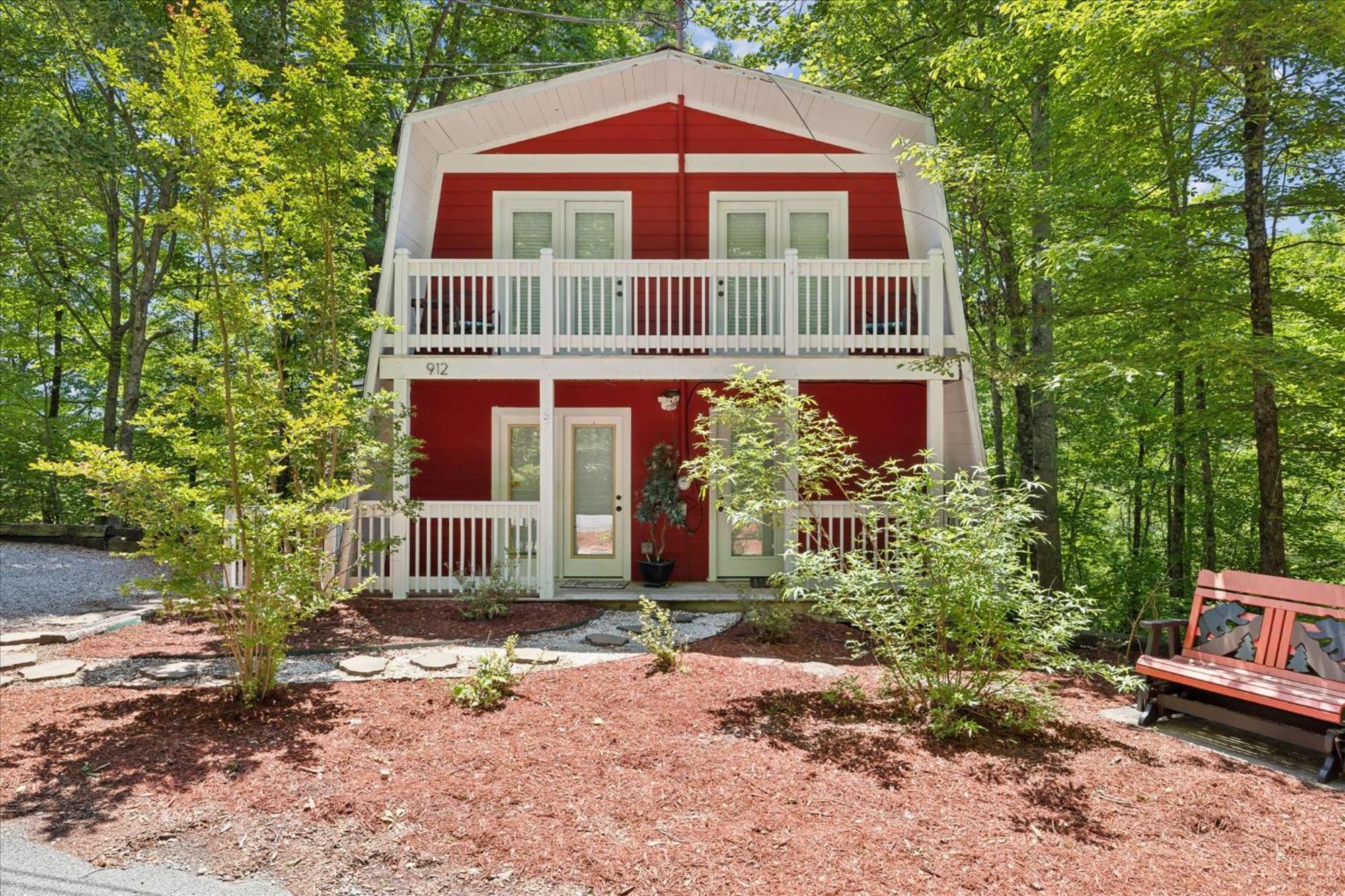 Southern Oak At Chalet Village - 5 Minutes From Gatlinburg And National Park Exterior photo