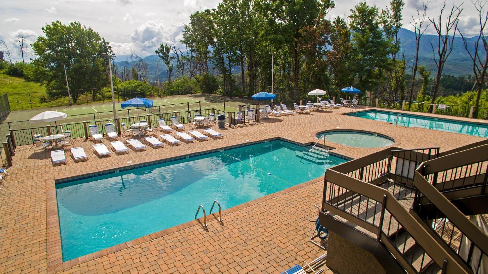 Southern Oak At Chalet Village - 5 Minutes From Gatlinburg And National Park Exterior photo